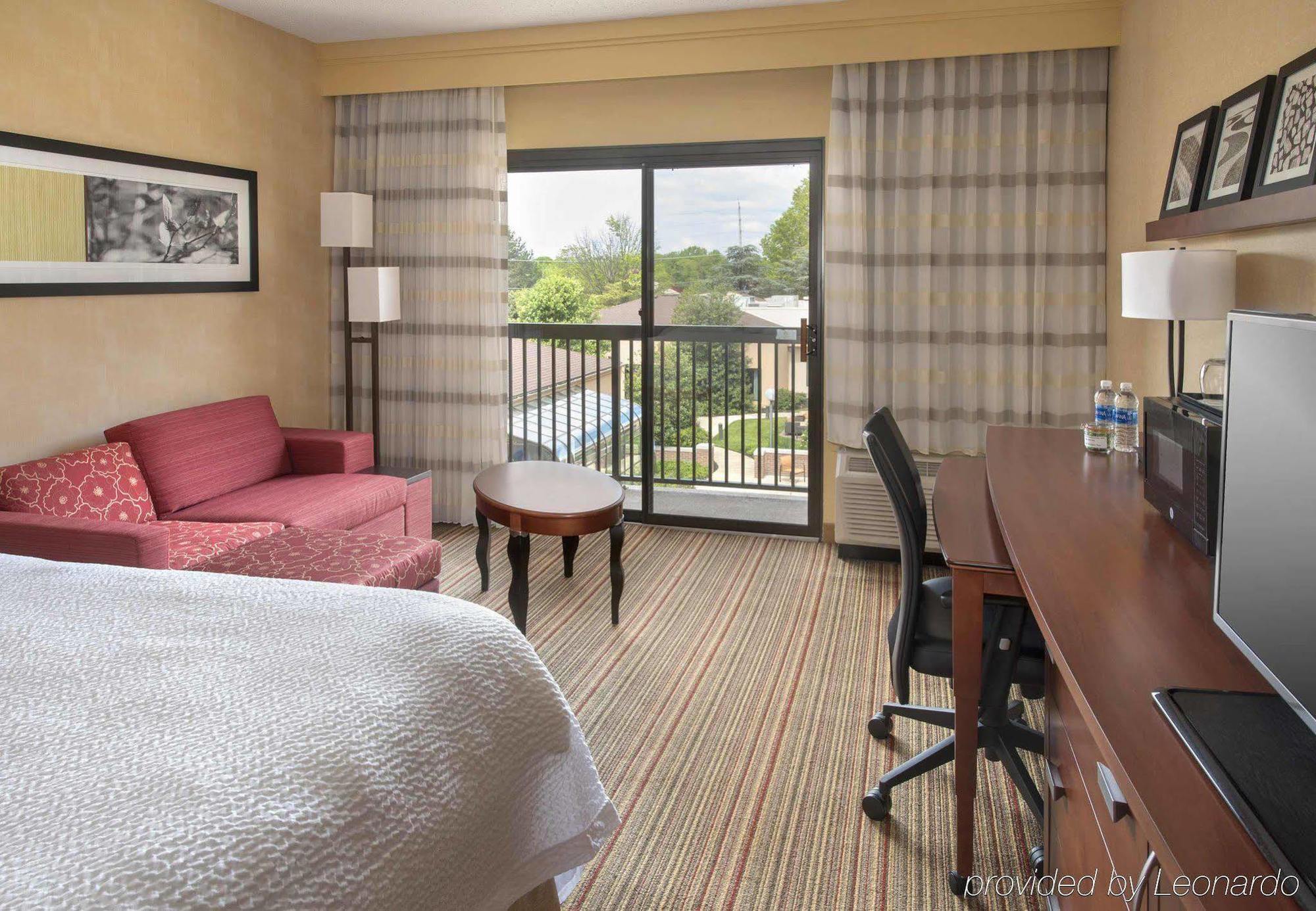 Courtyard By Marriott Mt. Laurel Hotel Mount Laurel Exterior photo